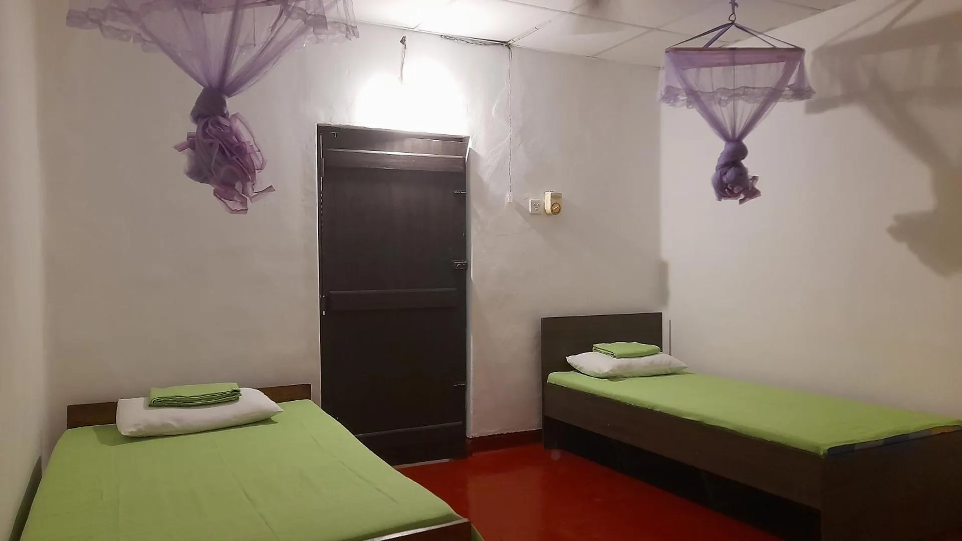 بيت ضيافة Gloria Cottage Non Ac نيجومبو